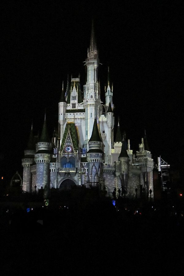 IMG_2837: 5.7mm f/3.5, 1/20s, ISO 1000